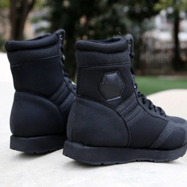 Bottes de skip militaires ultra-légères pour hommes, chaussures de travail noires, course en plein air, chaussures de randonnée dans le désert, bottes d'entraînement de l'armée, baskets pour hommes – Image 3