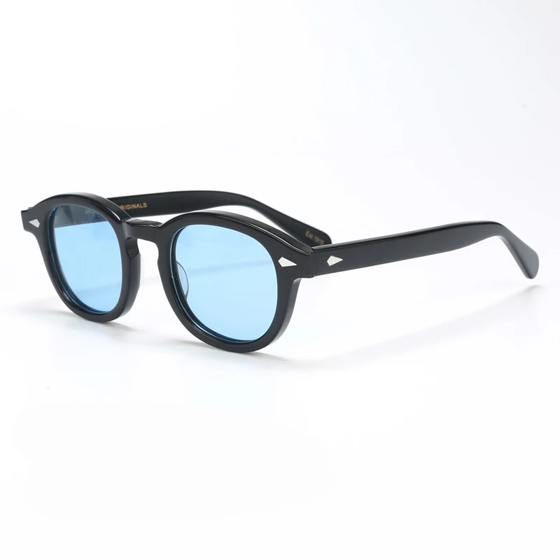 Black-blue