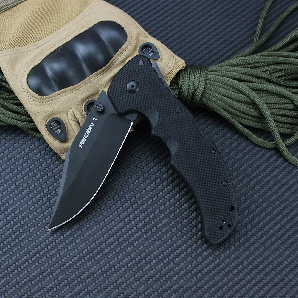 Black round blade