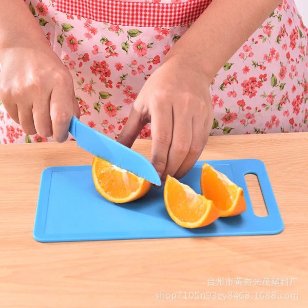 Couteau à fruits en dents de scie en plastique, ustensile de cuisine sûr pour enfants chef pour jxlaitue tout-petit cuisine opaque pour enfants – Image 3