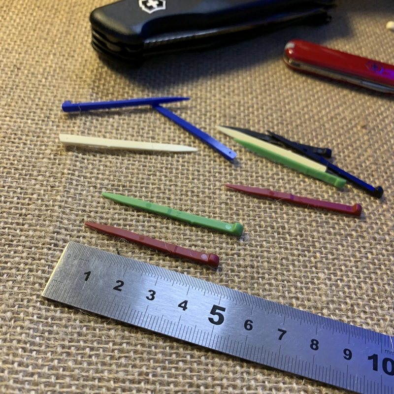 Cure-dents de rechange pour couteau suisse Victorinox, plusieurs couleurs, 1 pièce